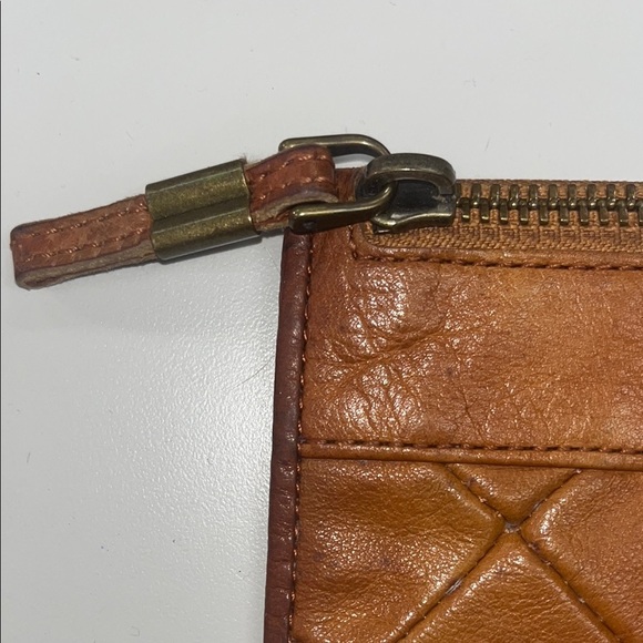 Liebeskind leather small clutch or make up bag OS preowned - Picture 3 of 11